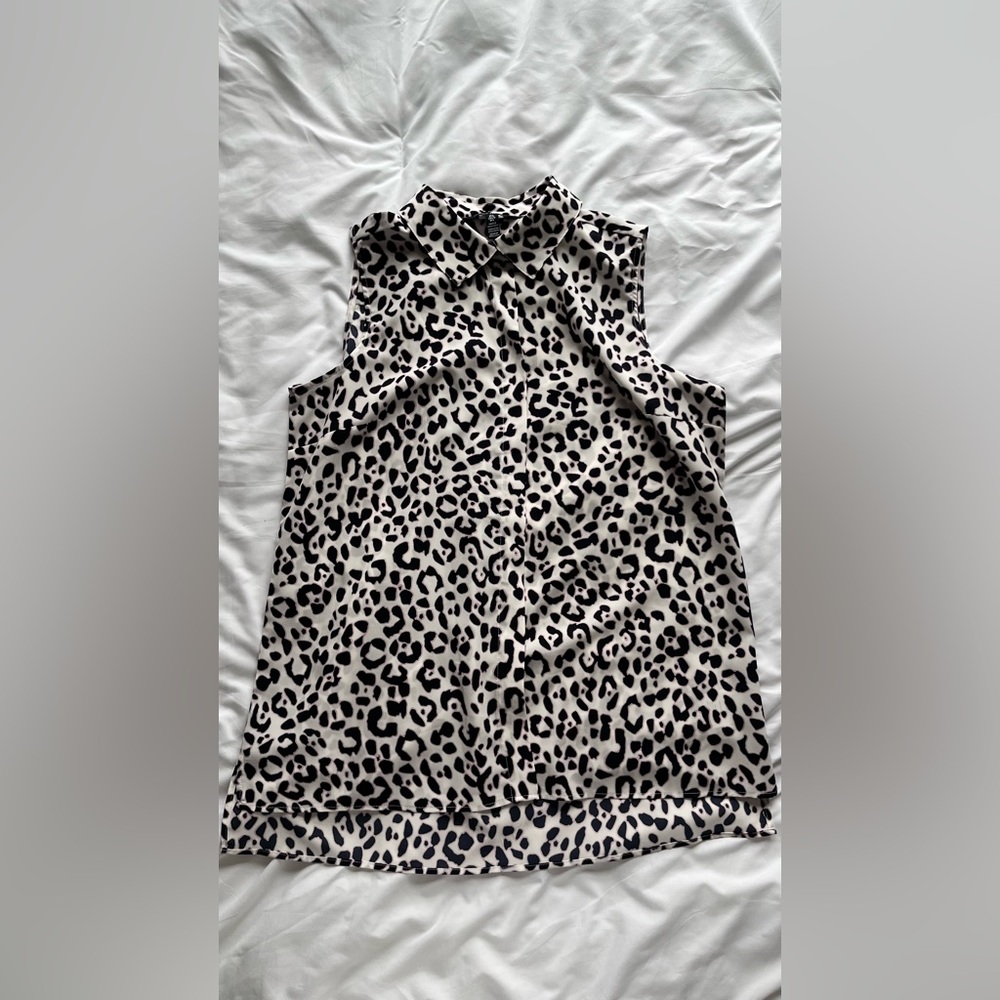 Ellen Tracy Bali Leopard Blouse